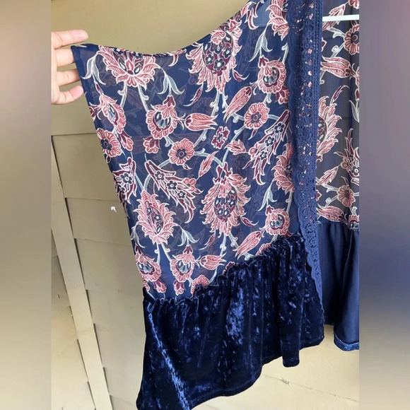 Jolt Kimono / Swim Coverup - Size L - Velvet Floral Bohemian - Picture 3 of 4